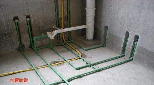 水管走明管好暗管漏水查不到 業(yè)主：你怕是斷網(wǎng)沒跟上時(shí)代