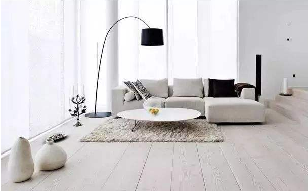 家居淺色木地板的搭配與保養方法