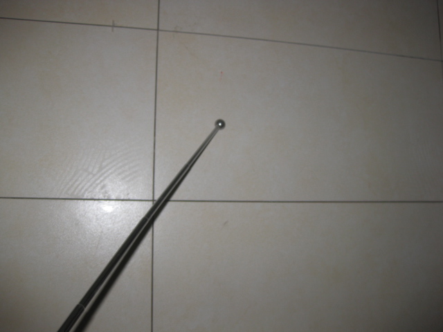 地磚驗(yàn)收三招“看、敲、潑”